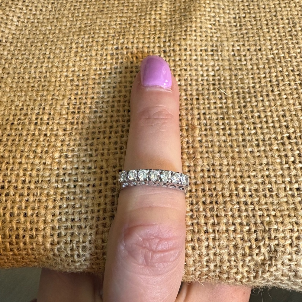 Sterling Silver Cubic Zirconia Ring size 6 - Picture 3 of 7